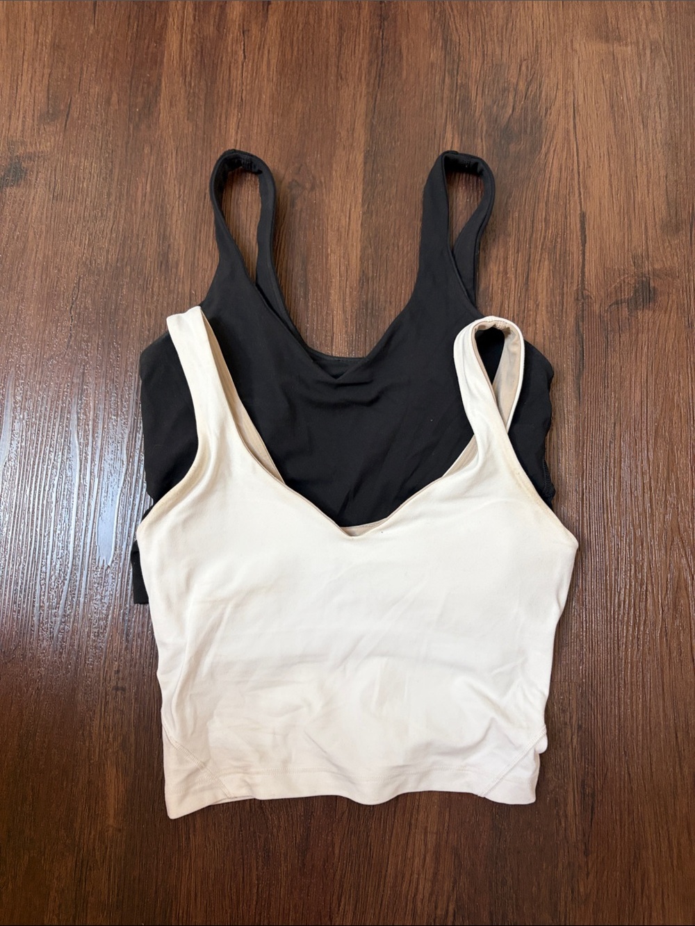 lululemon athletica set of 2 black white tank top women sz XS EUC yoga althetic
